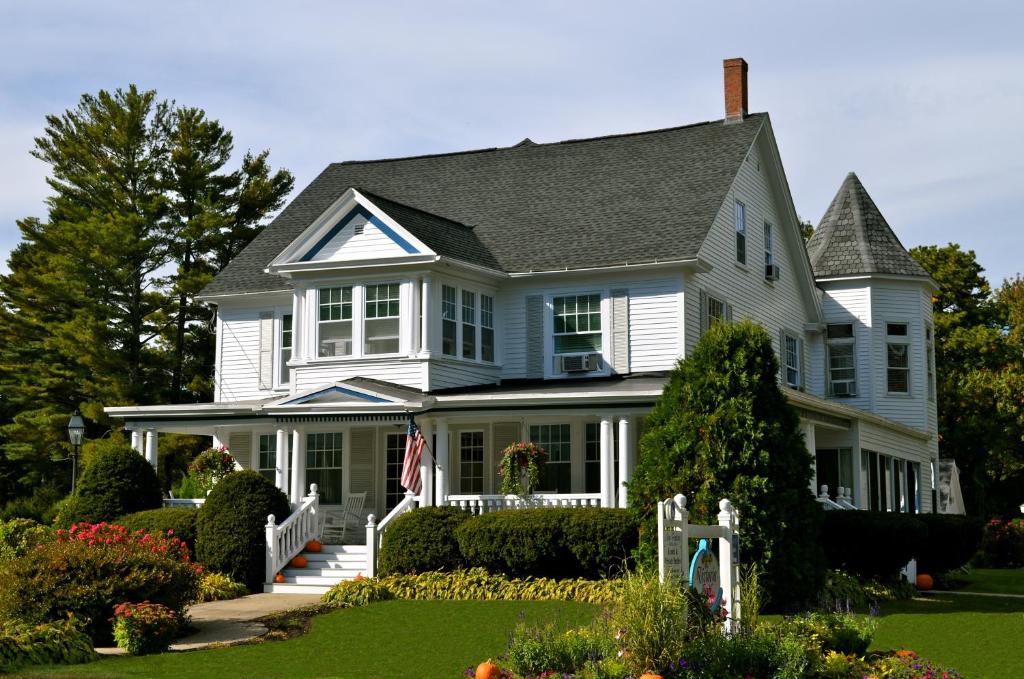 The Victoria Inn Bed & Breakfast and Pavilion Main image 1